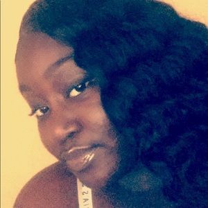 Meet your Posher, Malaika